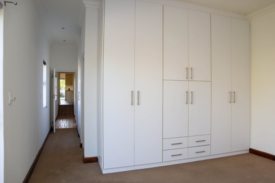 3 Bedroom Property for Sale in Croydon Western Cape